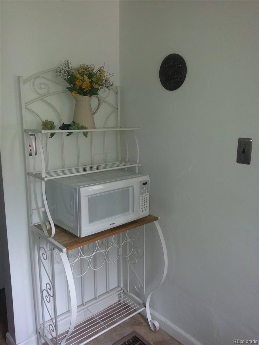 Kitchen nook