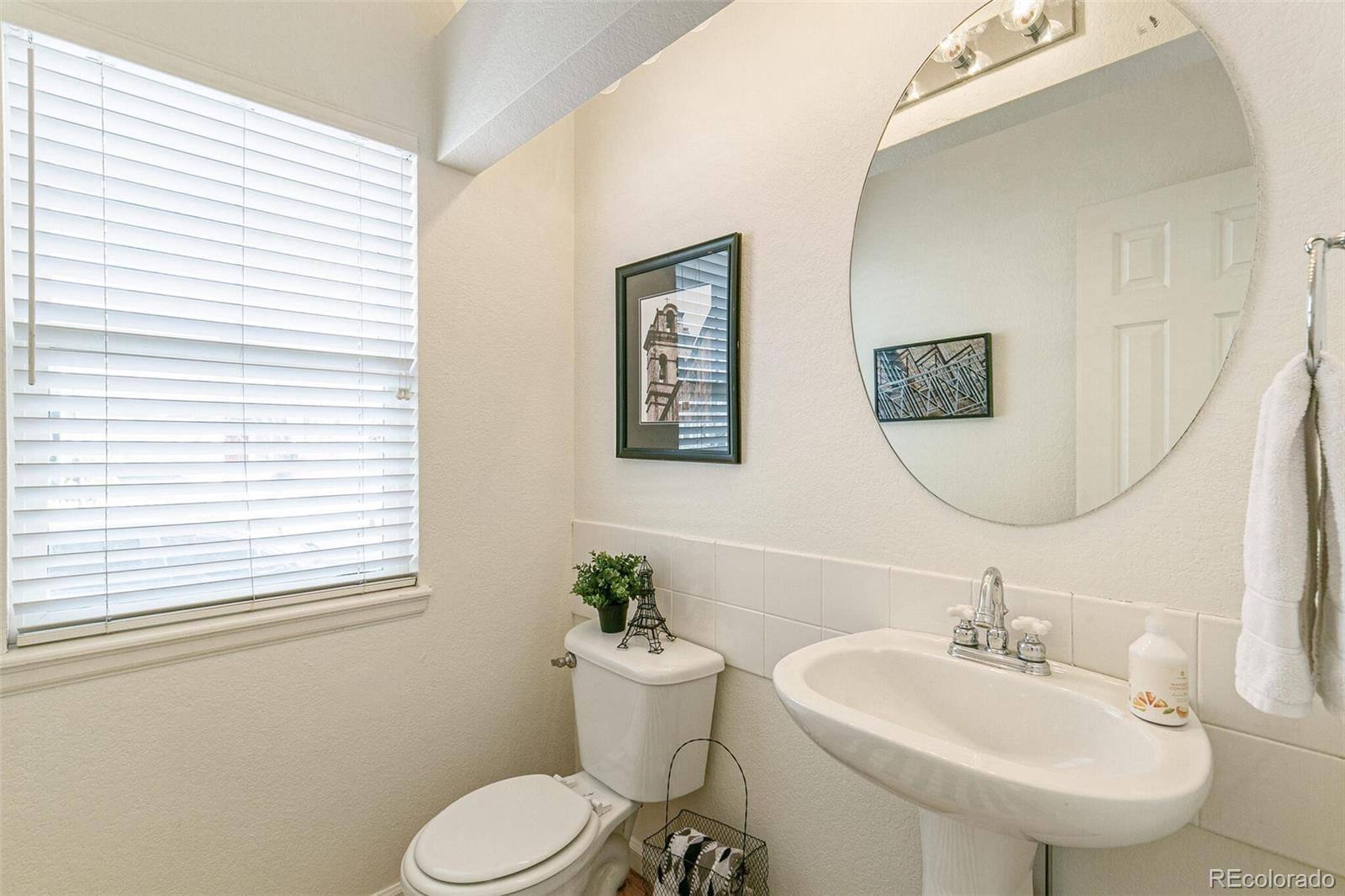 Powder room